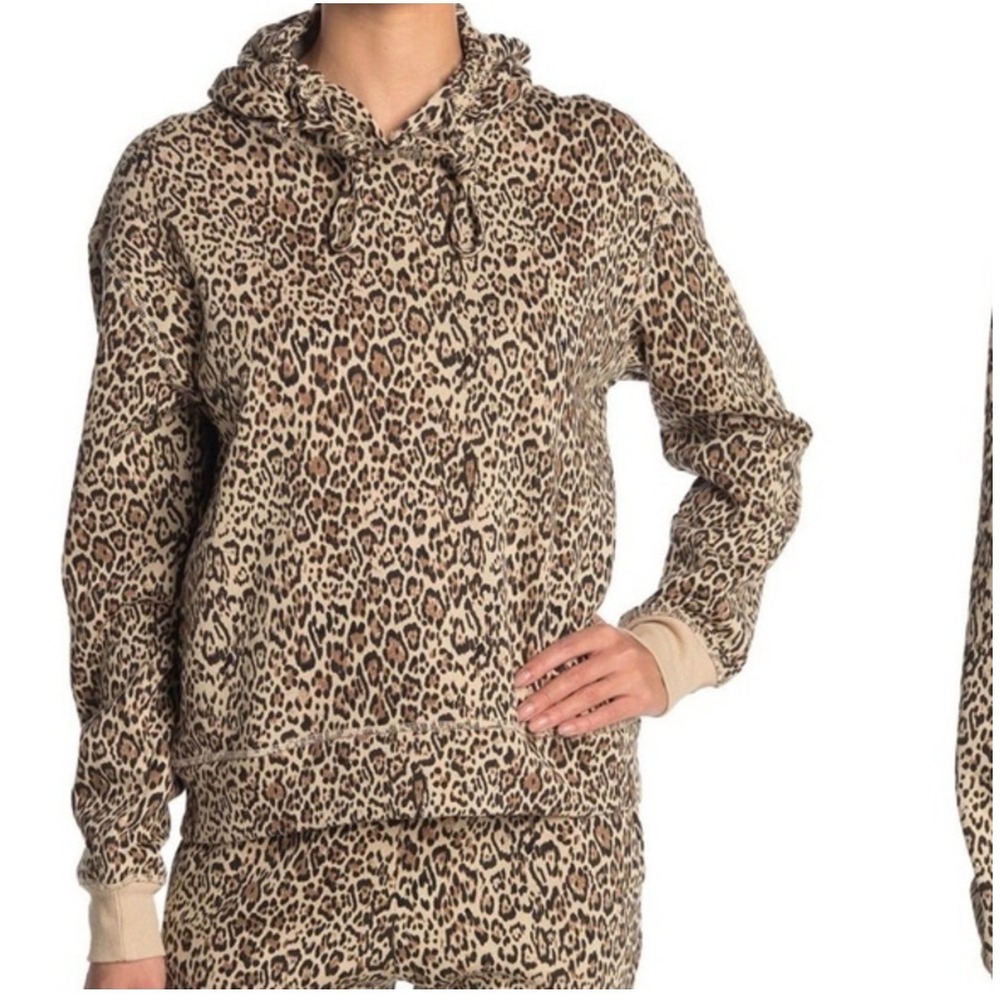 Socialite Tan Leopard Print Pullover Knit Hoodie Size Large Good Used Condition